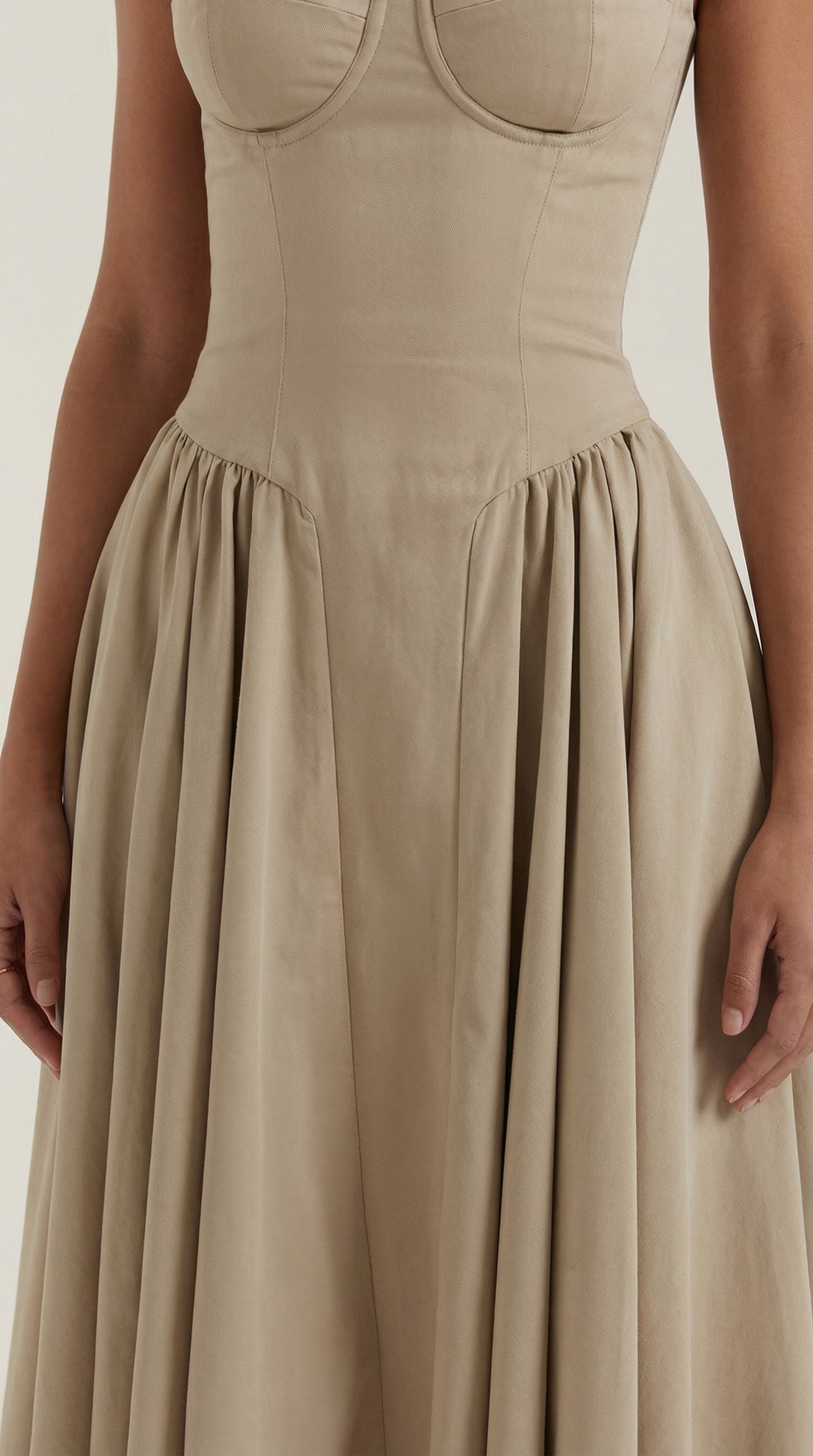 Corset Midi Dress in Elegant Fabric - Perfect for Formal Events and Special Occasions